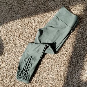 Athleta Crop lace leggings